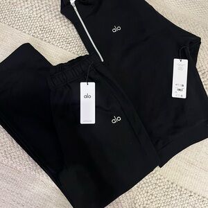 NWT ALO Yoga Black Sweatsuit  Set Women’s